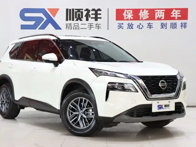Nissan X-Trail — Фото автомобиля 3
