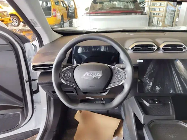 Dongfeng SKY EV01 — Фото автомобиля 10