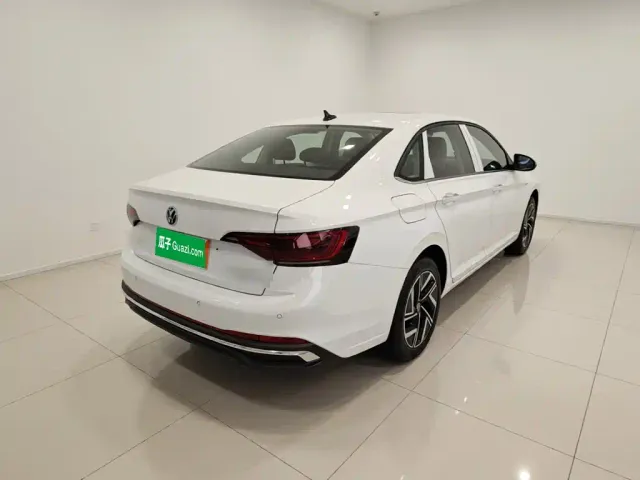 Volkswagen Sagitar — Фото автомобиля 6