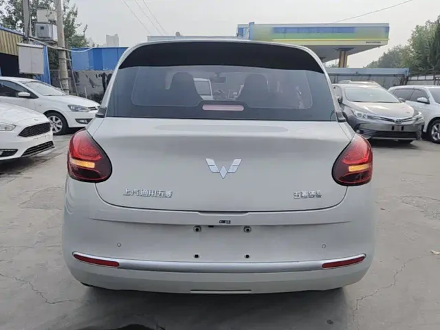 Wuling Bingo — Фото автомобиля 5