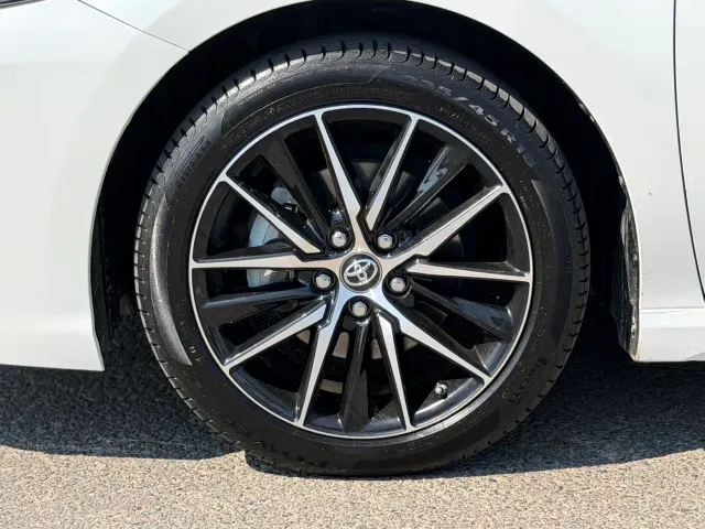 Toyota Camry — Фото автомобиля 7