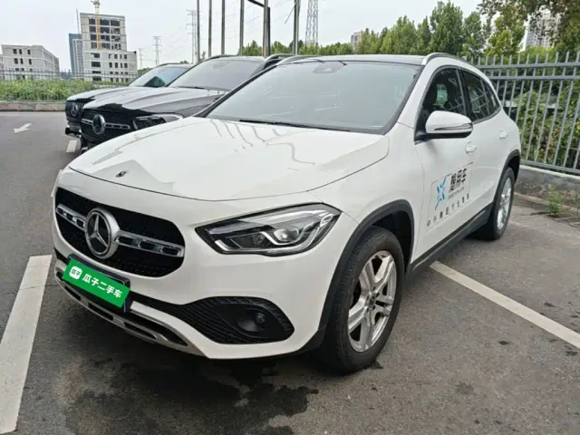 Фотография автомобиля — Mercedes-Benz GLA-Class