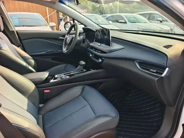 Buick Velite 6 — Фото автомобиля 13