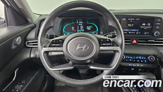 Hyundai AVANTE Smart — Фото автомобиля 14
