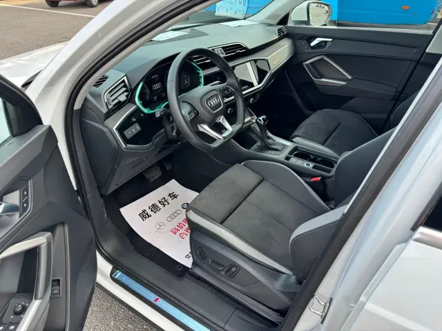 Audi Q3 — Фото автомобиля 9