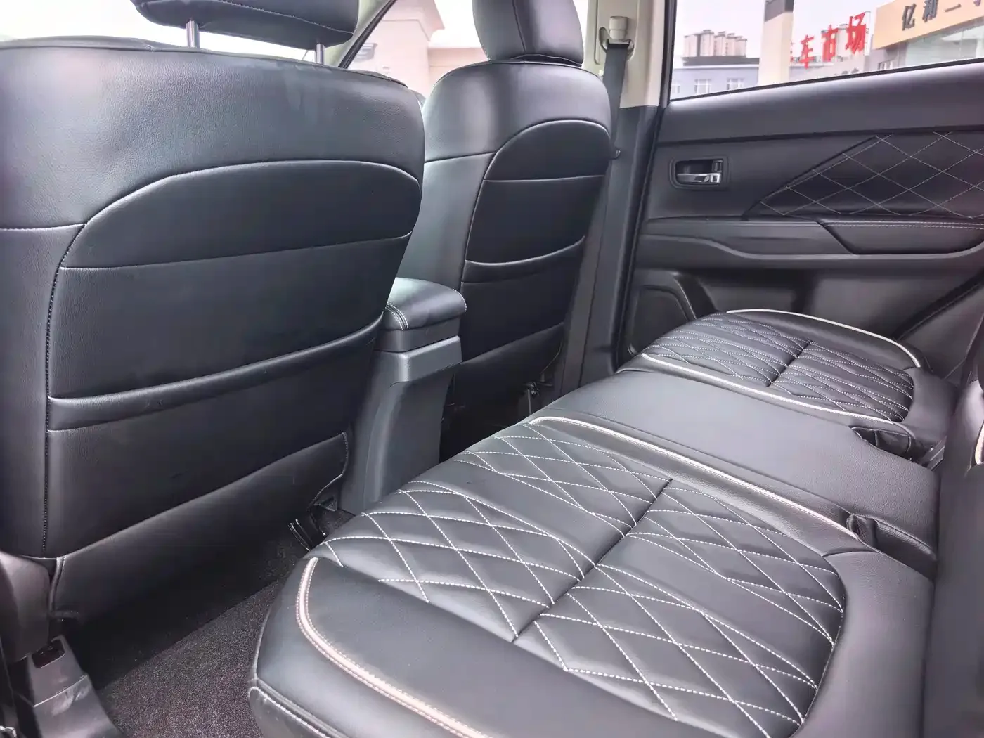 Mitsubishi Outlander 2021 2.0L 2WD Smooth Ride Version 5-Seater — Фото автомобиля 13
