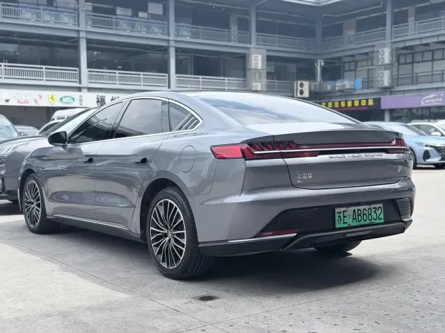 BYD Han — Фото автомобиля 6