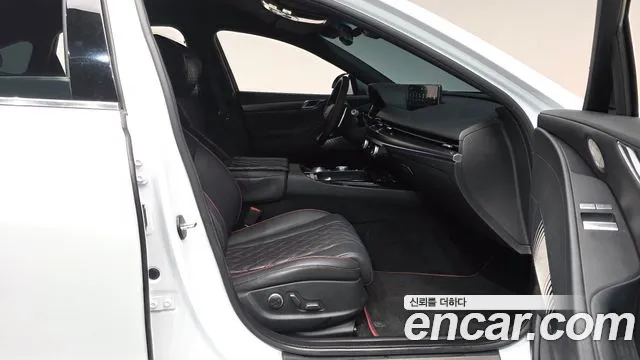 Genesis G80 RG3 — Фото автомобиля 16