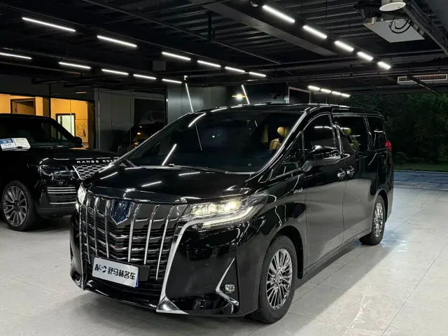Фотография автомобиля — Toyota Alphard