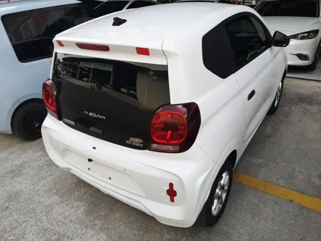 Roewe Clever — Фото автомобиля 6