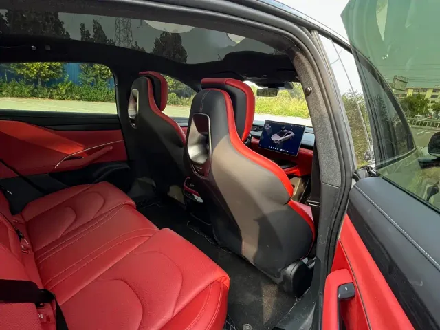 Xiaomi SU7 — Фото автомобиля 5