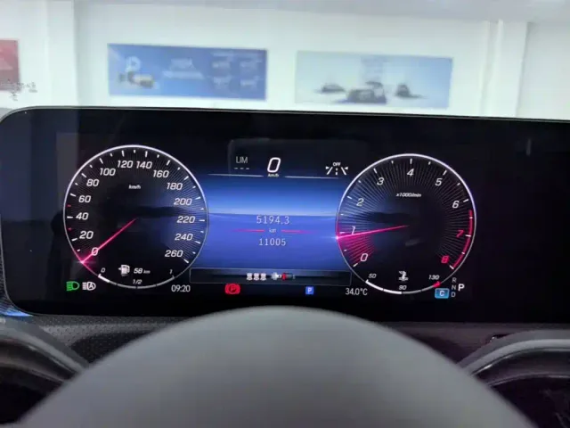 Mercedes-Benz A-Class — Фото автомобиля 15