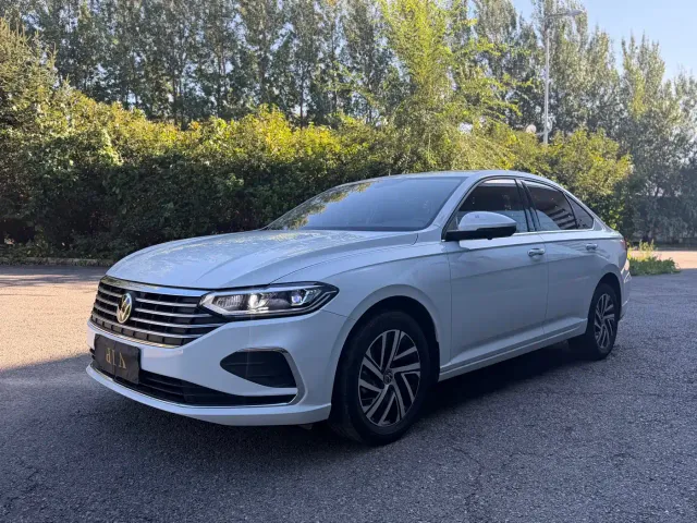 Фотография автомобиля — Volkswagen Lavida
