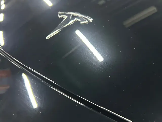 Tesla Model Y — Фото автомобиля 13