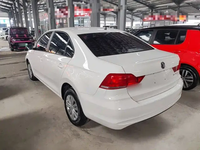 Volkswagen Santana — Фото автомобиля 4