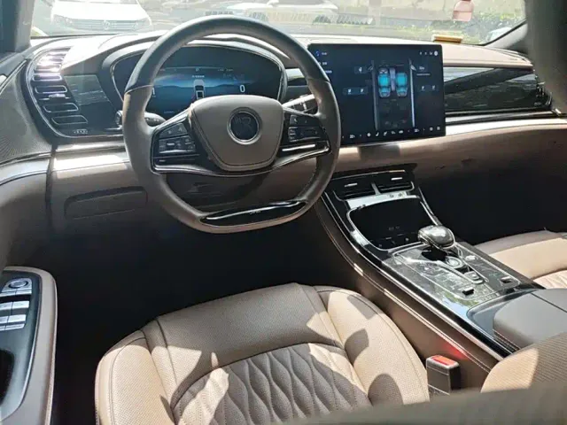 BYD Han — Фото автомобиля 12