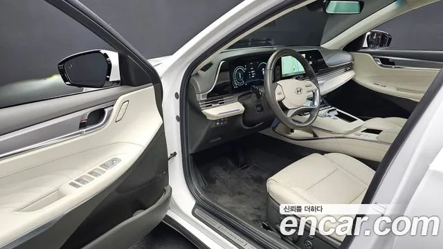 Hyundai Grandeur Grandeur (New) Hybrid — Фото автомобиля 10