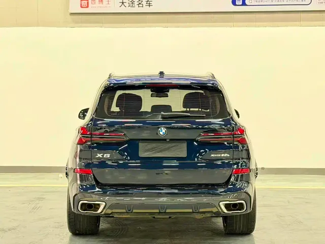 BMW X5 — Фото автомобиля 11