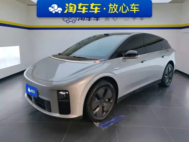 Фотография автомобиля — Li Auto i6