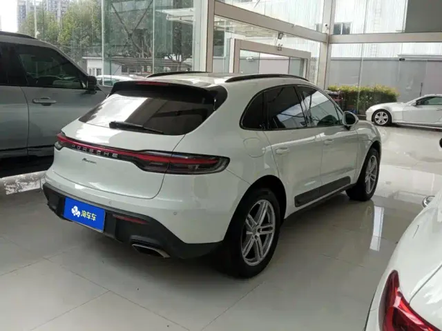Porsche Macan — Фото автомобиля 3