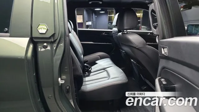 KG_Mobility_Ssangyong Rexton Новый Rexton Sport Khan Дизель 2.2 4WD — Фото автомобиля 13