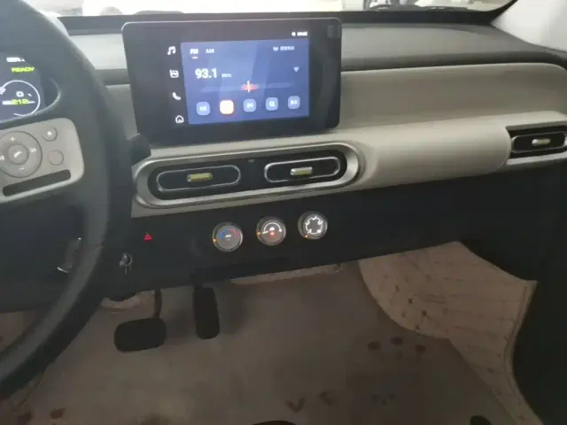 Wuling Hongguang Mini EV — Фото автомобиля 12