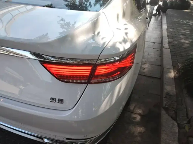 Geely Borui — Фото автомобиля 7