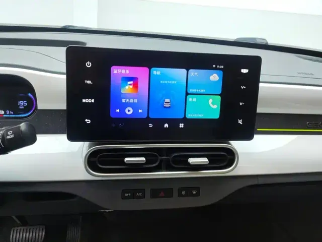 Geely Panda — Фото автомобиля 13