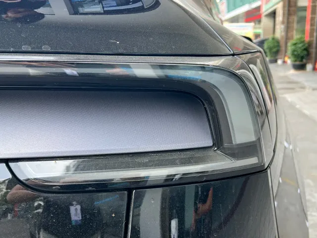 Tesla Model Y — Фото автомобиля 17