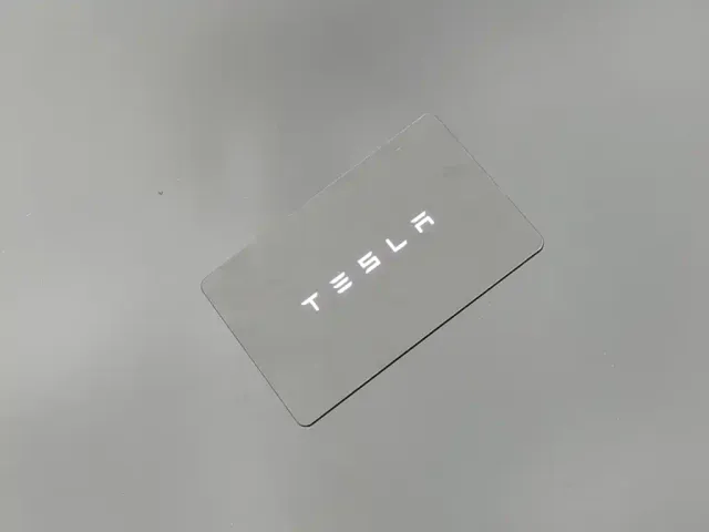 Tesla Model Y — Фото автомобиля 12
