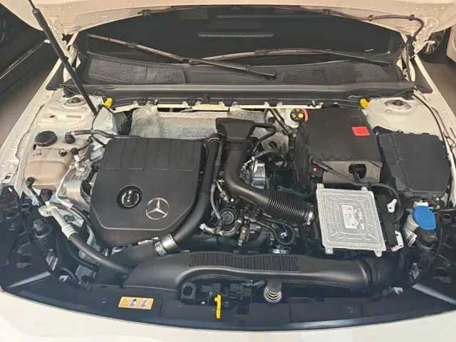 Mercedes-Benz A-Class — Фото автомобиля 19