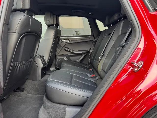 Porsche Macan — Фото автомобиля 11