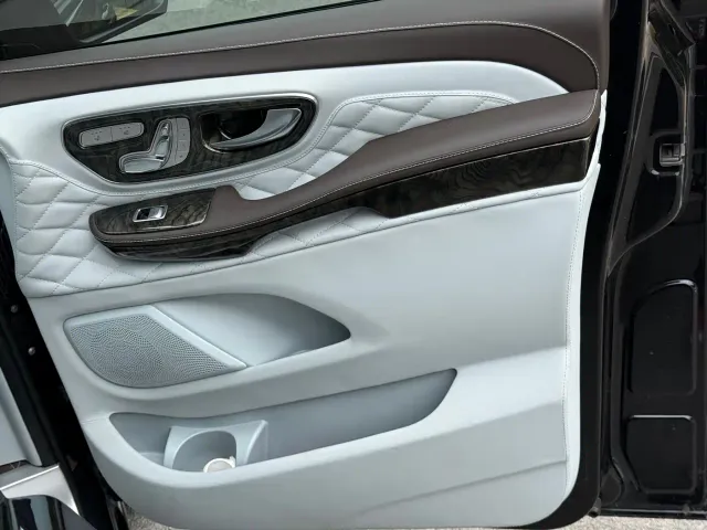 Mercedes-Benz Mercedes-Benz V-Class 2021 V 260 Premium Edition — Фото автомобиля 15