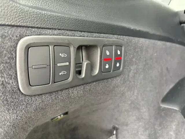 Audi Q7 — Фото автомобиля 22