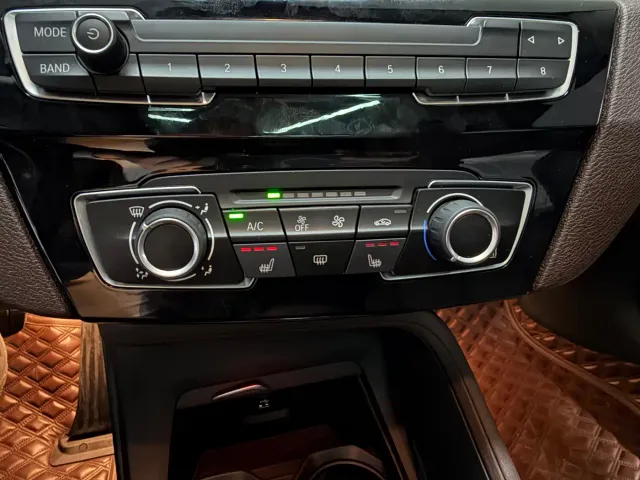 BMW X1 — Фото автомобиля 8