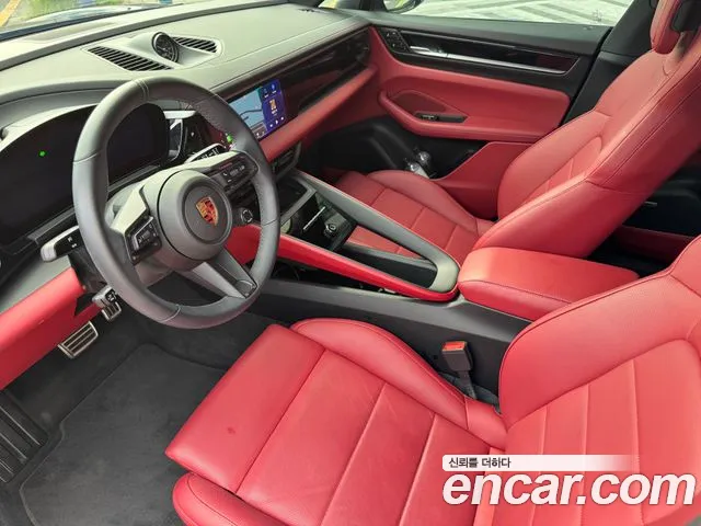 Porsche Macan — Фото автомобиля 14
