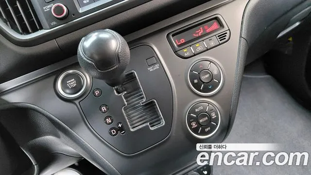Kia RAY Новый Kia Ray Фургон — Фото автомобиля 9