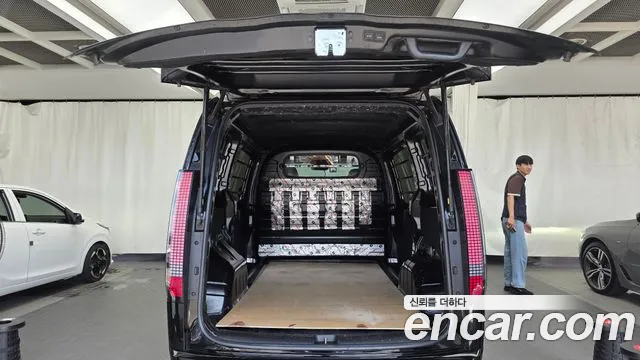 Hyundai Staria Staria Карго 3 места — Фото автомобиля 15