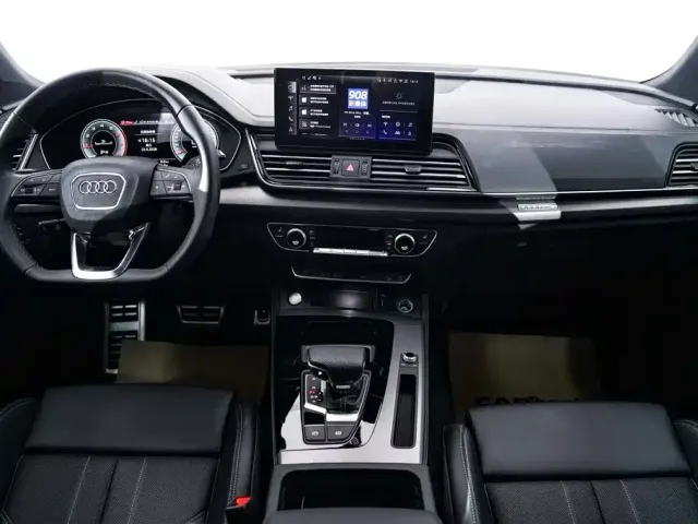 Audi Q5L — Фото автомобиля 14