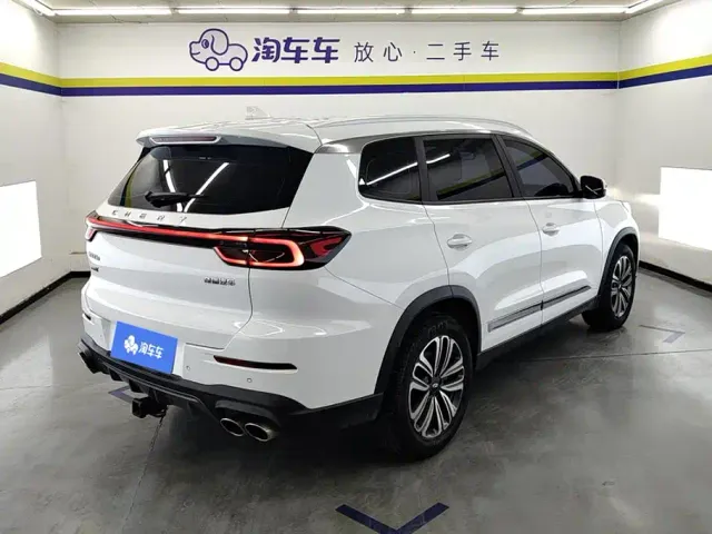 Chery Tiggo 8 — Фото автомобиля 3