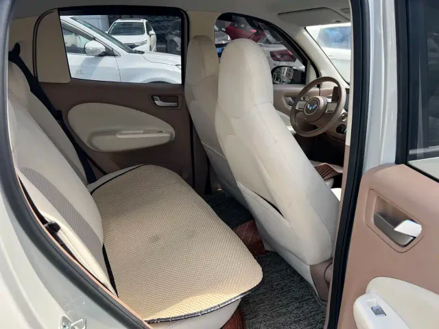 Wuling Hongguang Mini EV — Фото автомобиля 12