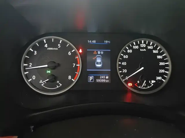 Nissan Sylphy — Фото автомобиля 14