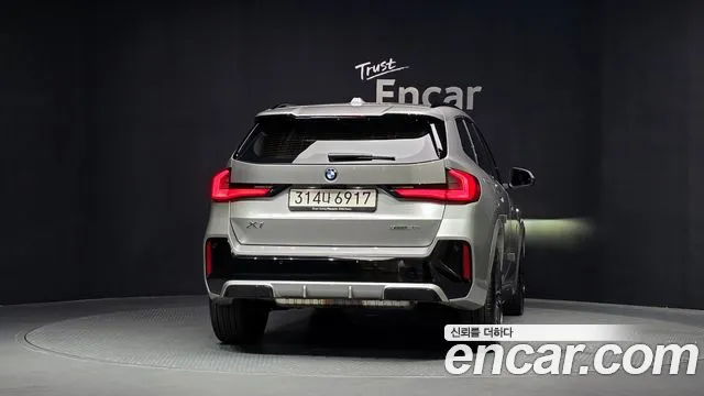 BMW X1 — Фото автомобиля 4