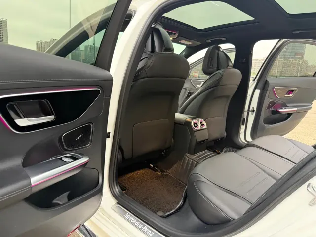Mercedes-Benz C-Class — Фото автомобиля 19