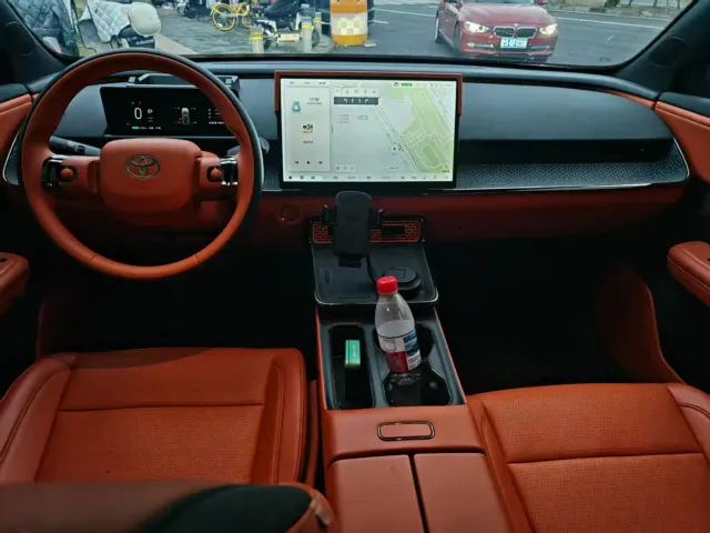 Toyota BoZhi 3X — Фото автомобиля 4
