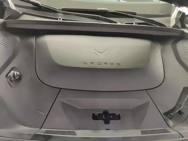 Arcfox Alpha T5 — Фото автомобиля 14