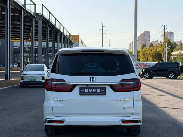 Honda Odyssey — Фото автомобиля 6