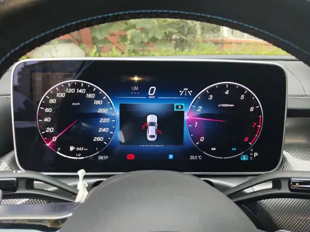 Mercedes-Benz C-Class — Фото автомобиля 12