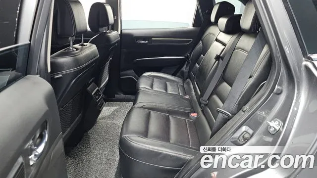 Renault-KoreaSamsung QM6 Новый QM6 2.0 LPe RE Signature 2WD — Фото автомобиля 20