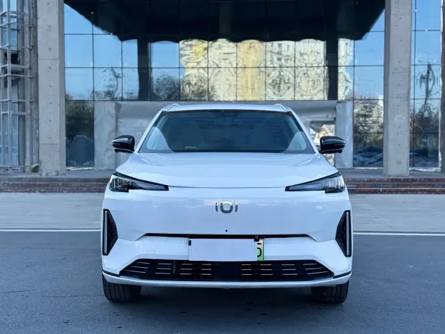 Changan Qiyuan Q05 — Фото автомобиля 2
